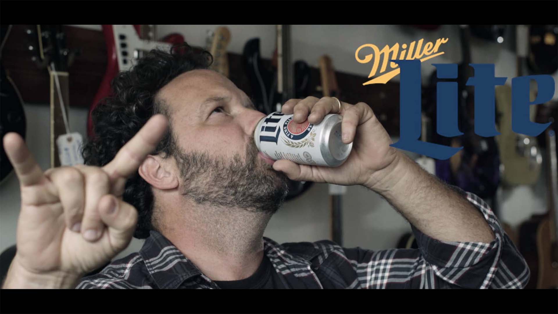 play miller lite commercial